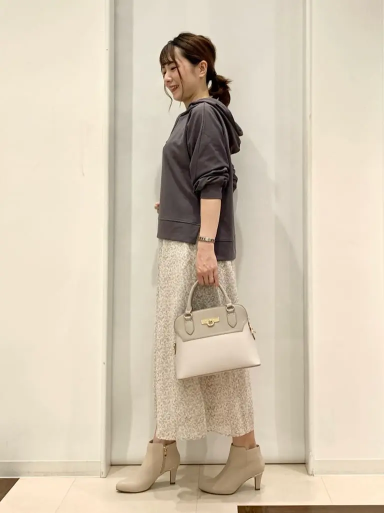 ANY SIS 横田 コーディネート画像