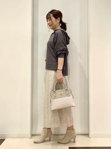 ANY SIS 横田 コーディネート画像