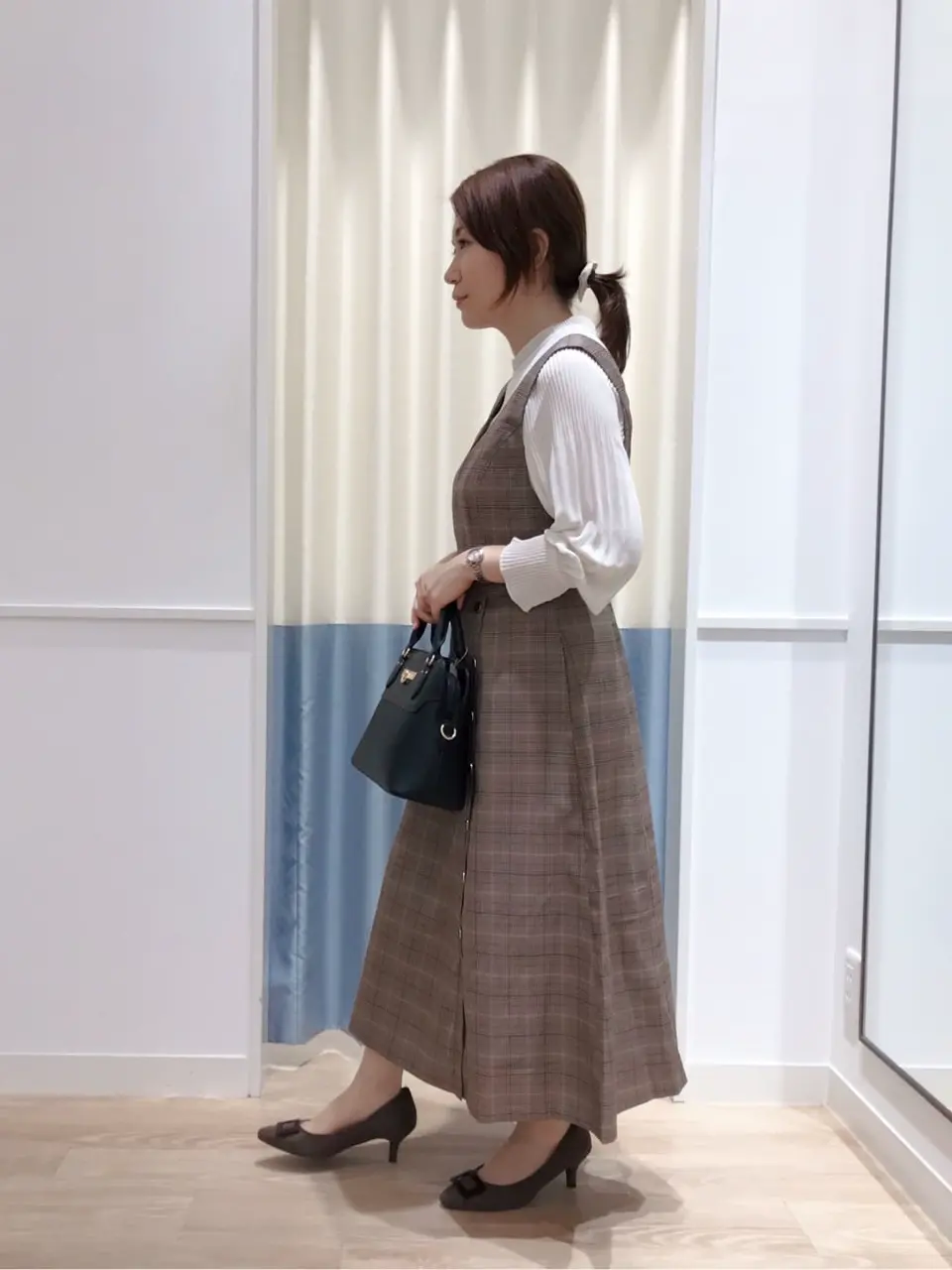 ANY SIS スタッフ コーディネート画像