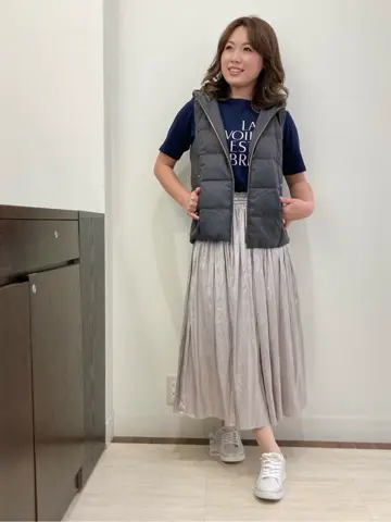 ANY SIS スタッフ コーディネート画像