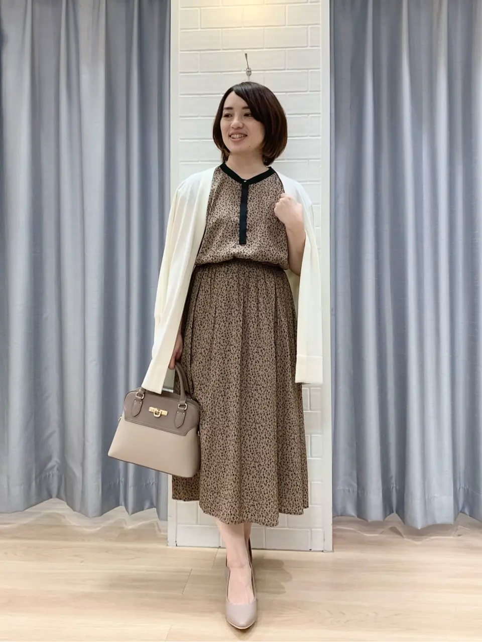 ANY SIS 丸岡 コーディネート画像