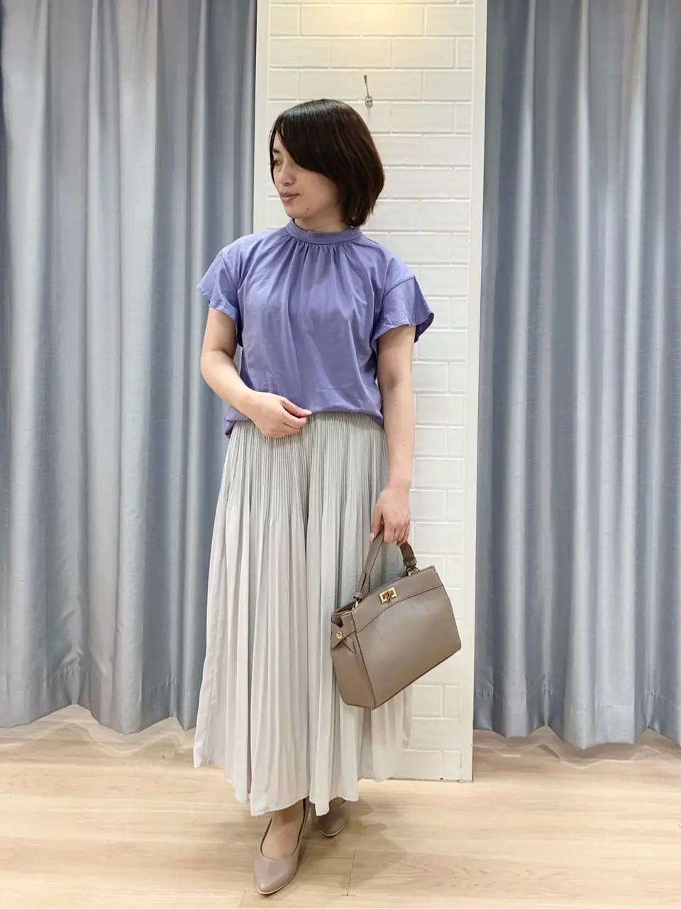 ANY SIS 丸岡 コーディネート画像