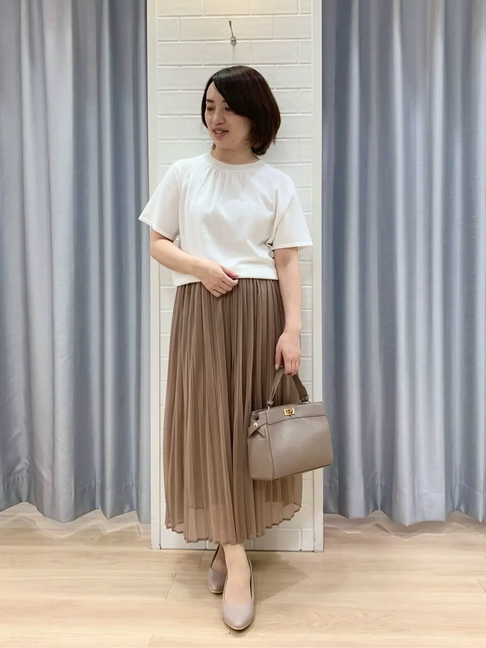 ANY SIS 丸岡 コーディネート画像