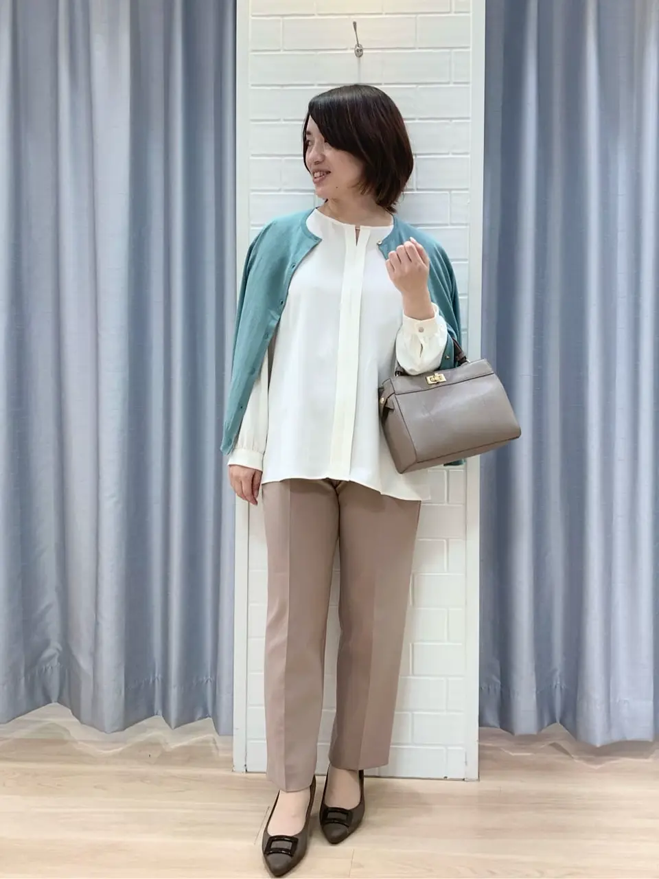 ANY SIS 丸岡 コーディネート画像