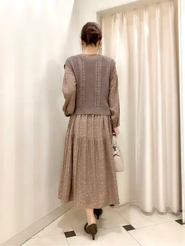 ANY SIS 金井 コーディネート画像