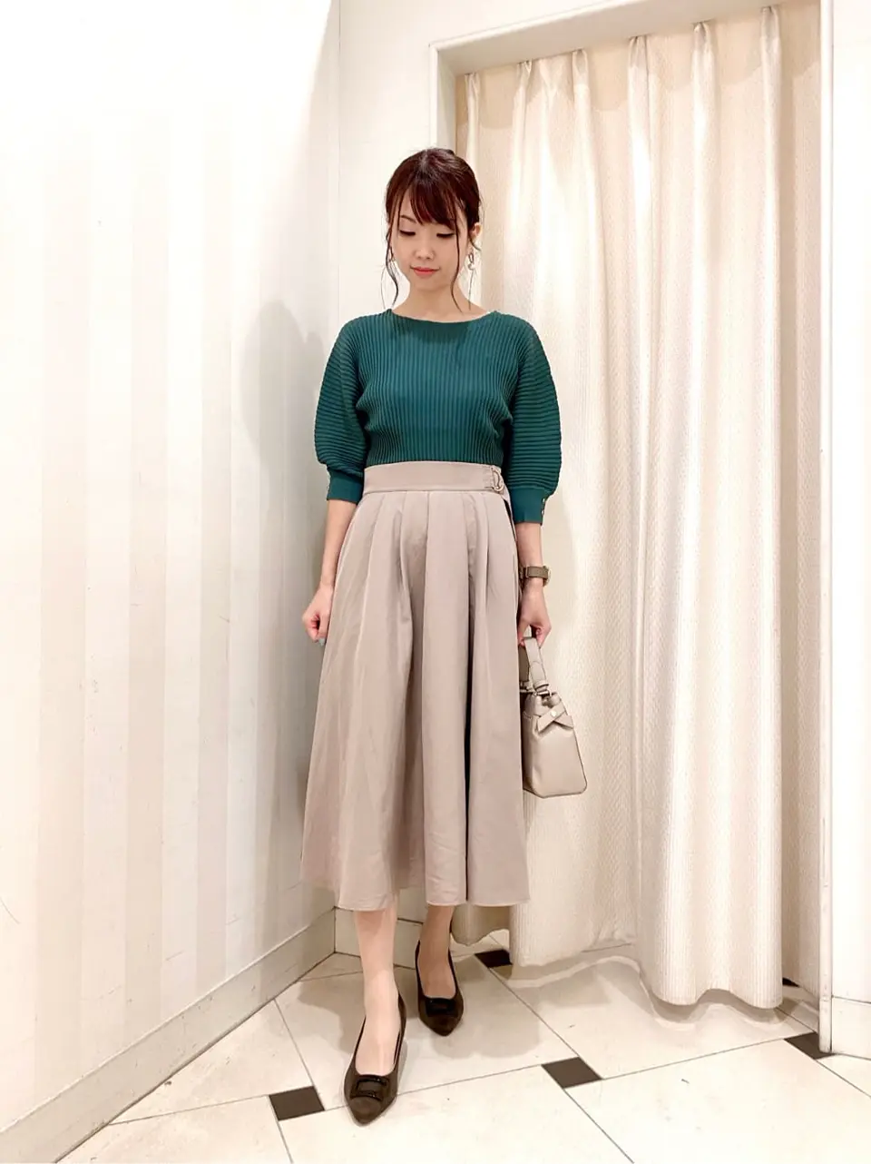 ANY SIS 金井 コーディネート画像