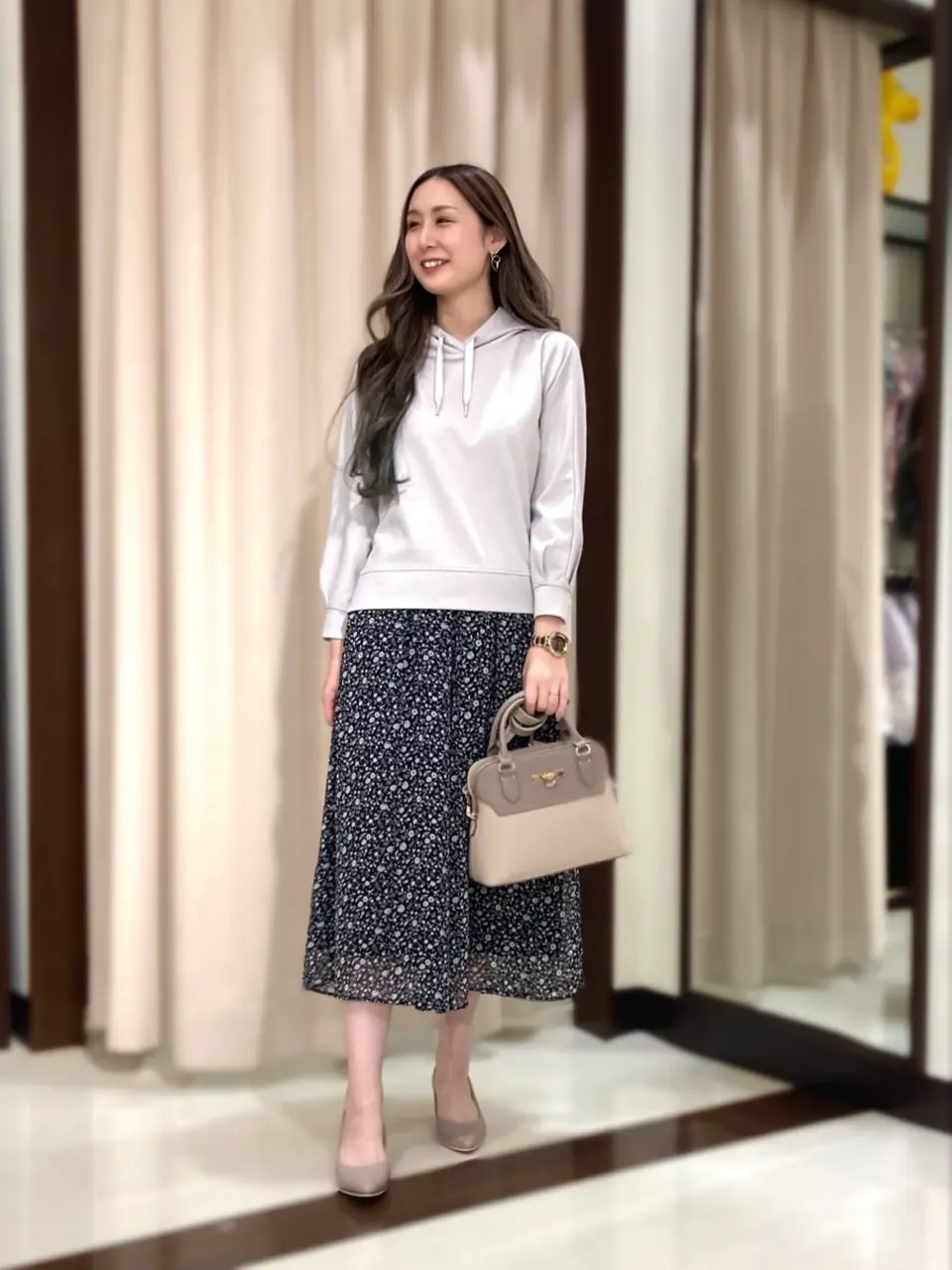 ANY SIS STAFF コーディネート画像