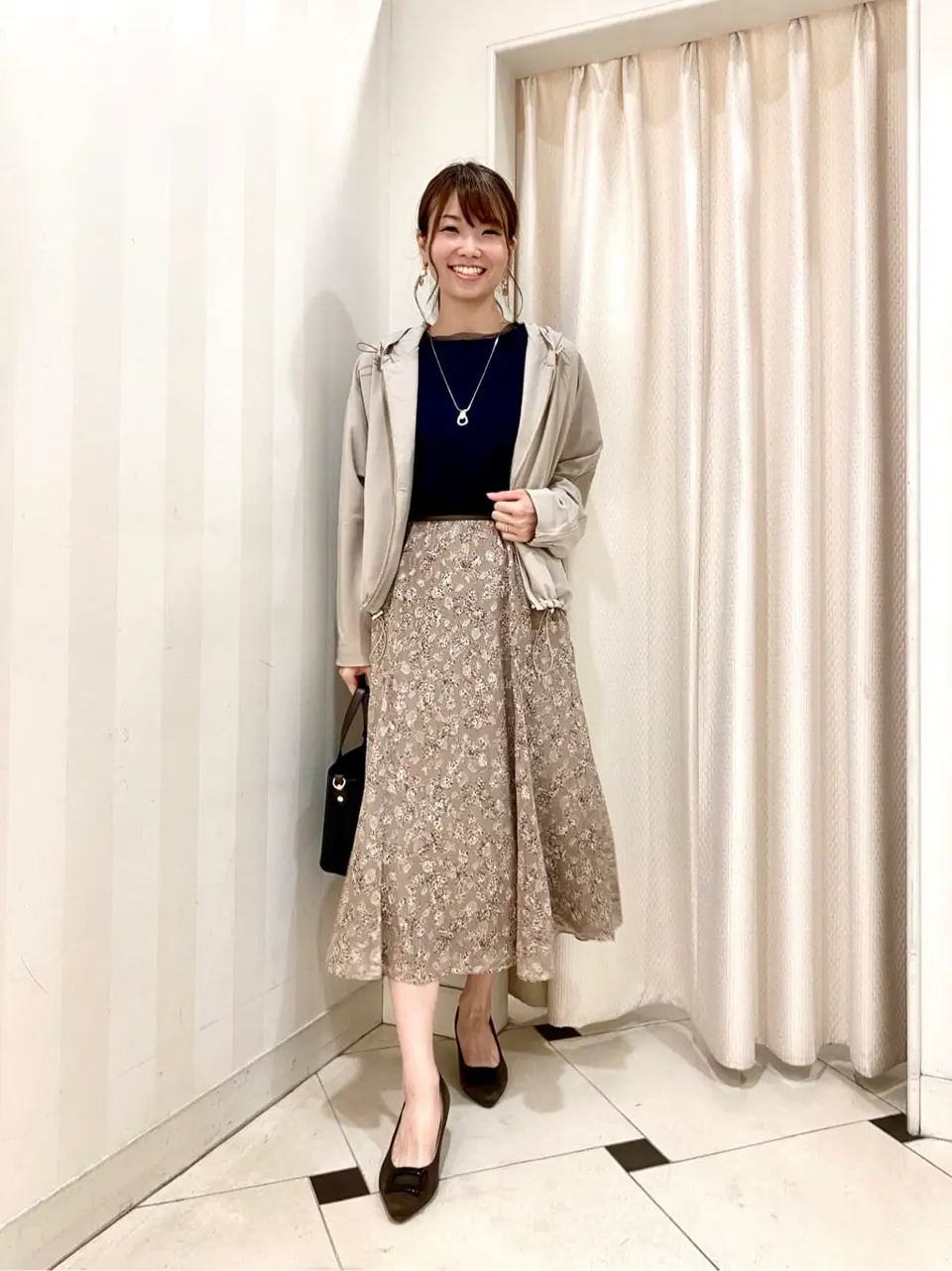 ANY SIS 金井 コーディネート画像