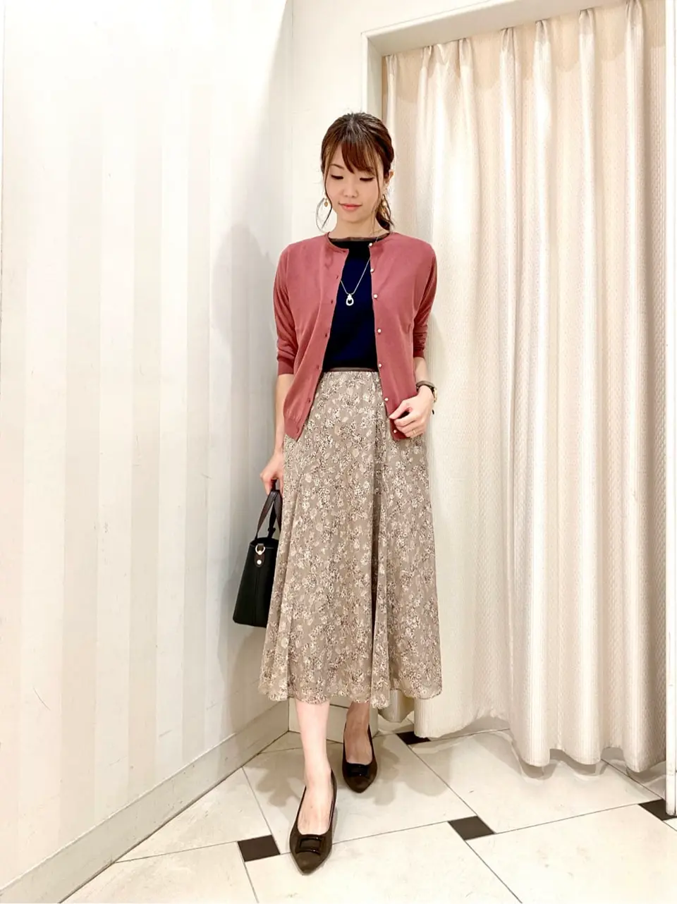 ANY SIS 金井 コーディネート画像