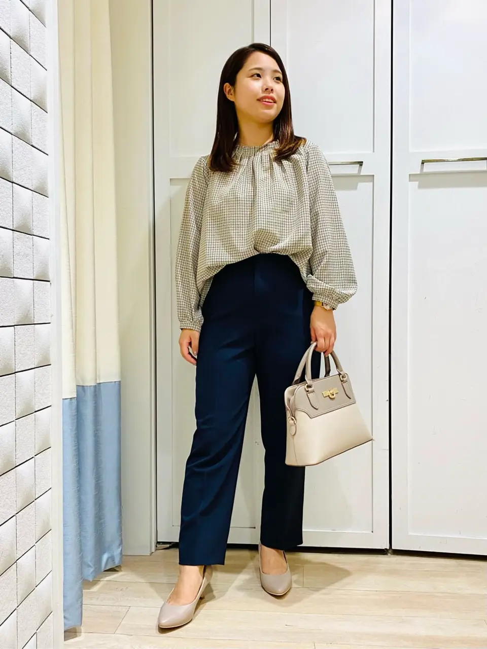 ANY SIS スタッフ コーディネート画像