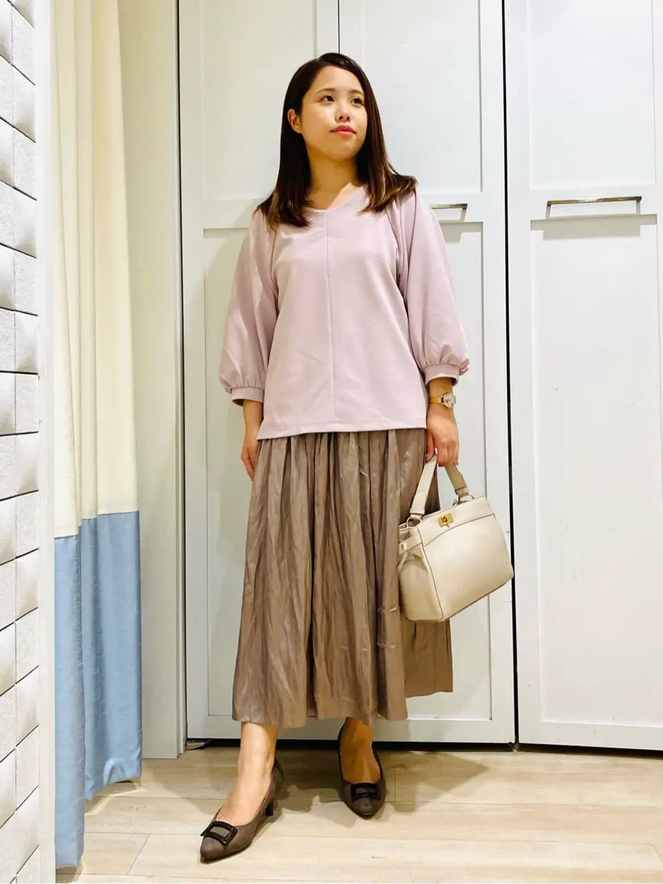 ANY SIS スタッフ コーディネート画像