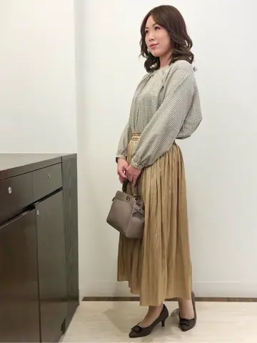 ANY SIS スタッフ コーディネート画像