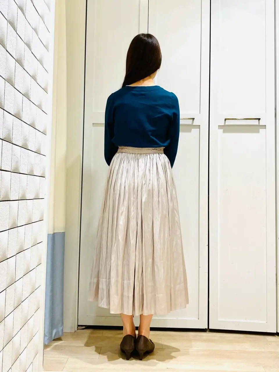 ANY SIS スタッフ コーディネート画像