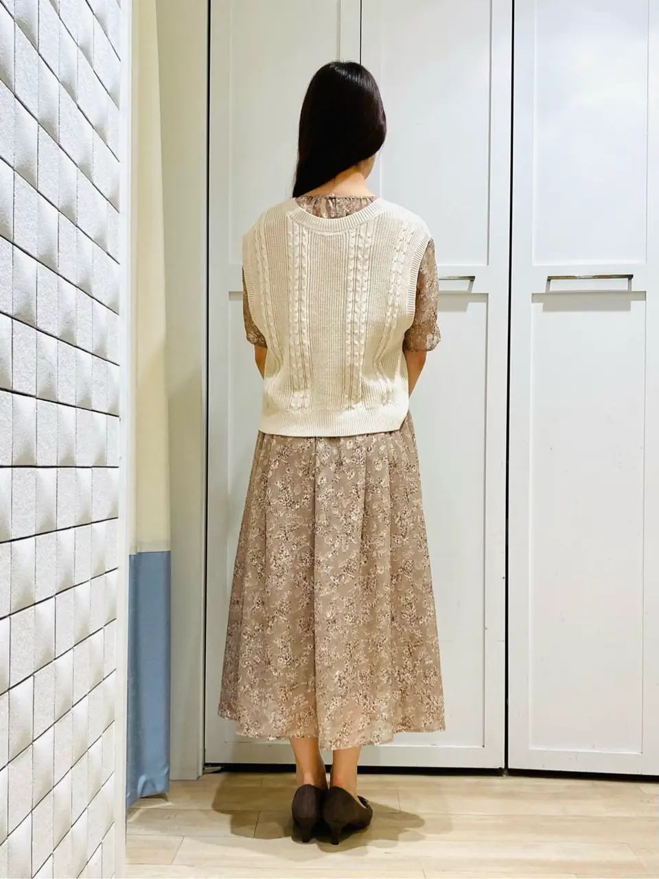 ANY SIS スタッフ コーディネート画像