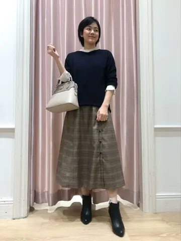 ANY SIS スタッフ コーディネート画像