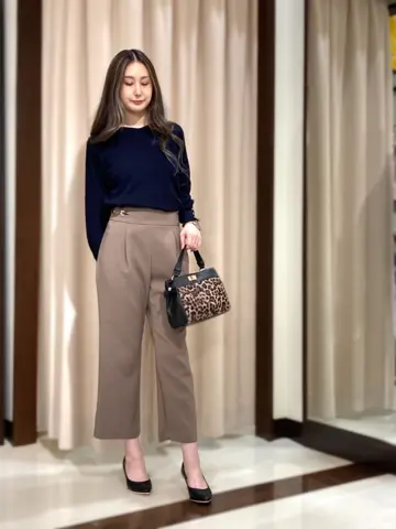 ANY SIS STAFF コーディネート画像