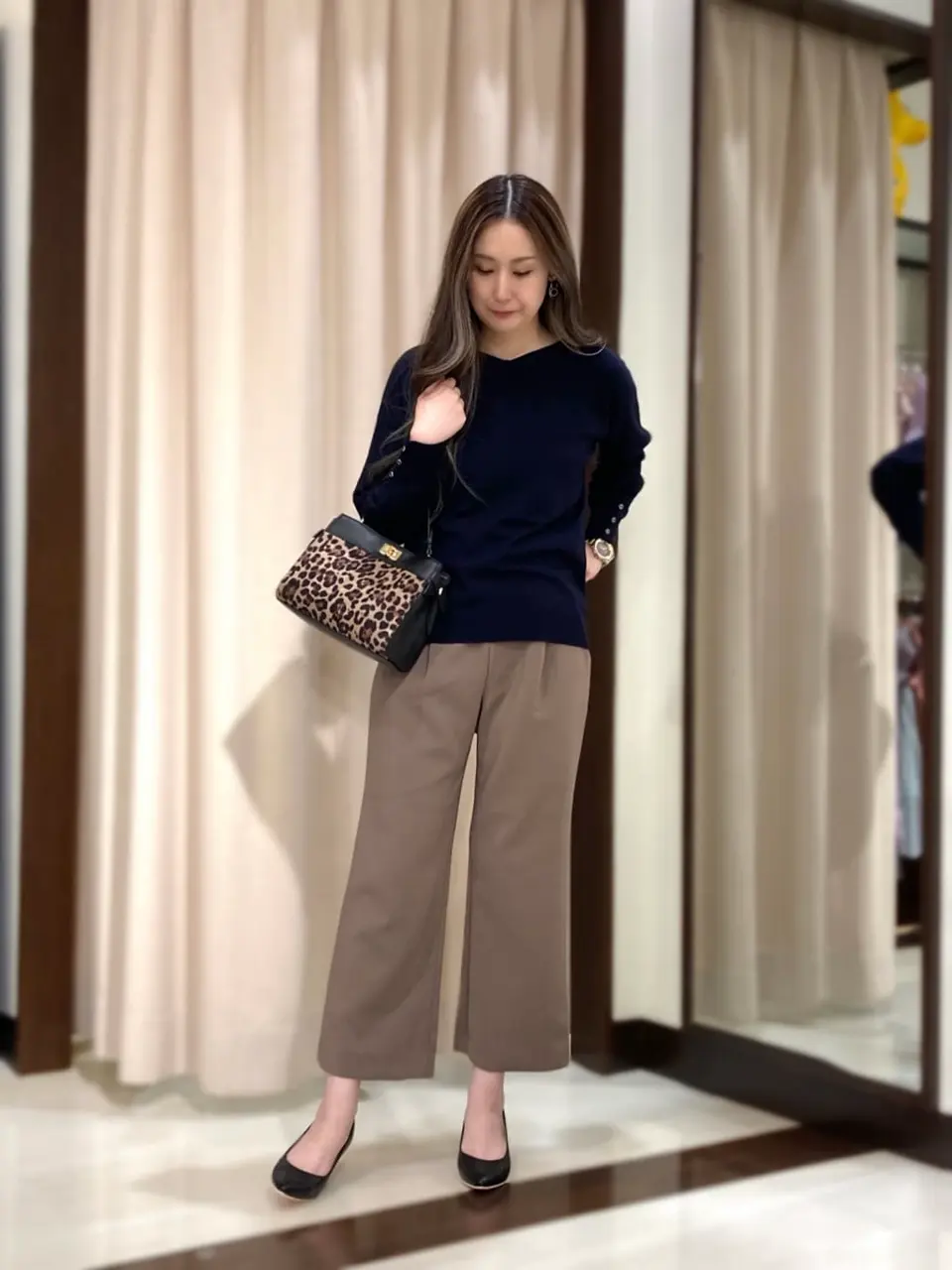 ANY SIS STAFF コーディネート画像