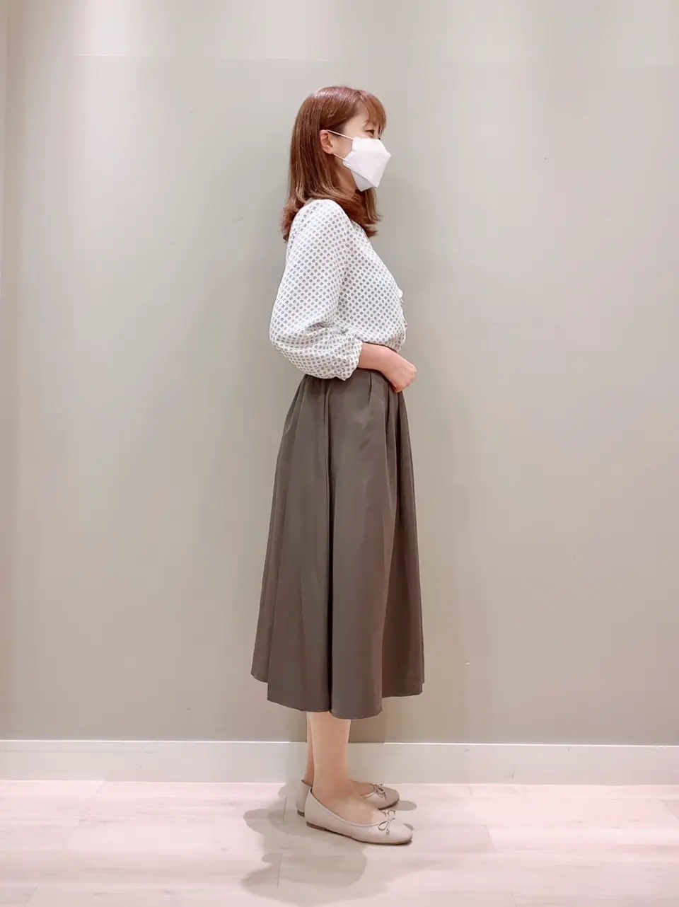 ANY SIS スタッフ コーディネート画像