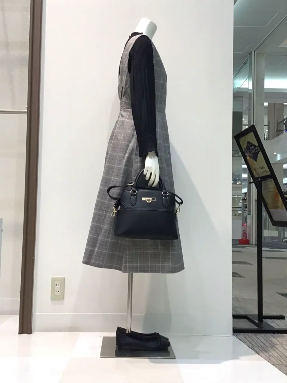 ANY SIS 布川 コーディネート画像