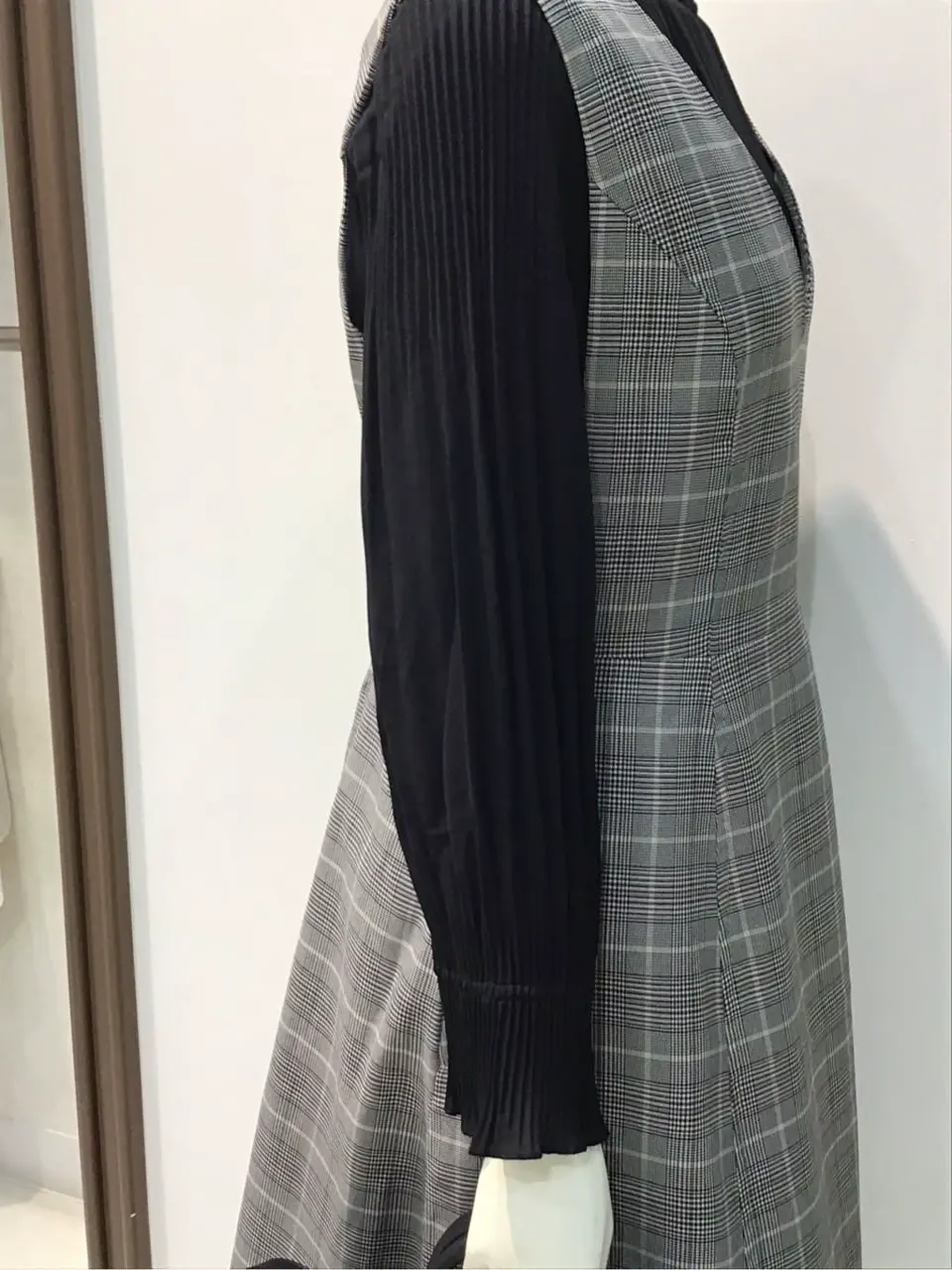 ANY SIS 布川 コーディネート画像