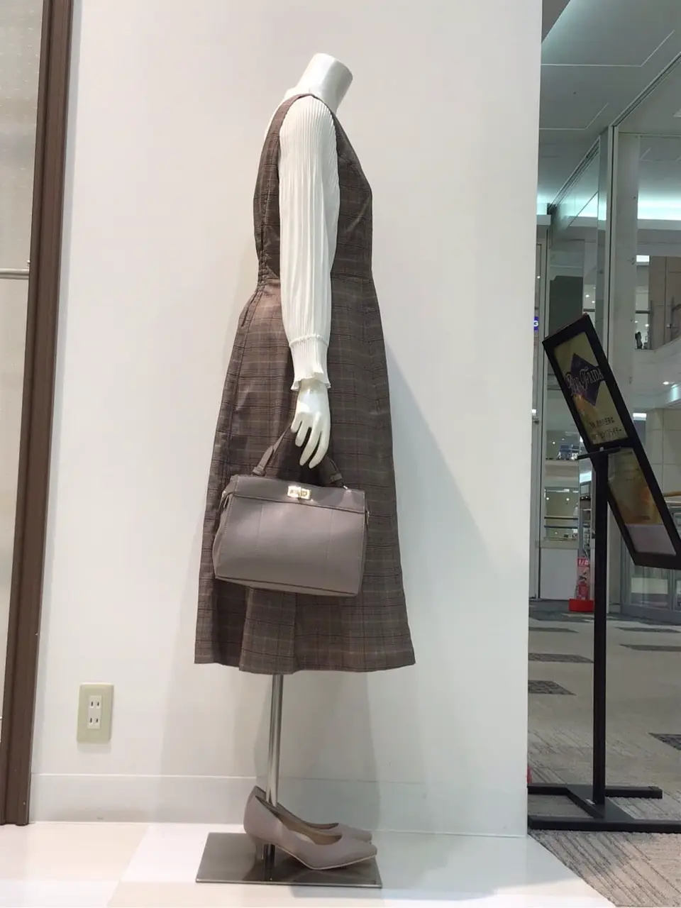 ANY SIS 布川 コーディネート画像