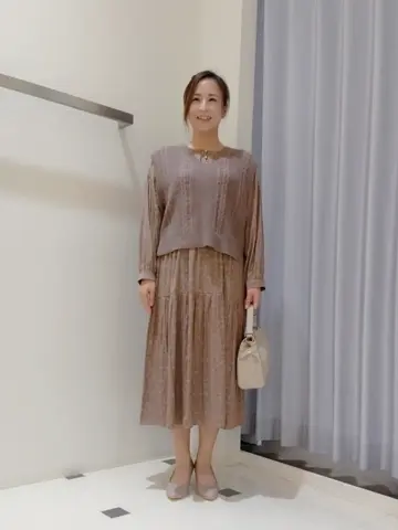 ANY SIS 加藤 コーディネート画像