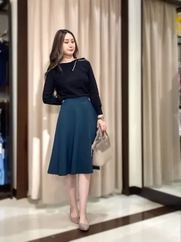 ANY SIS STAFF コーディネート画像