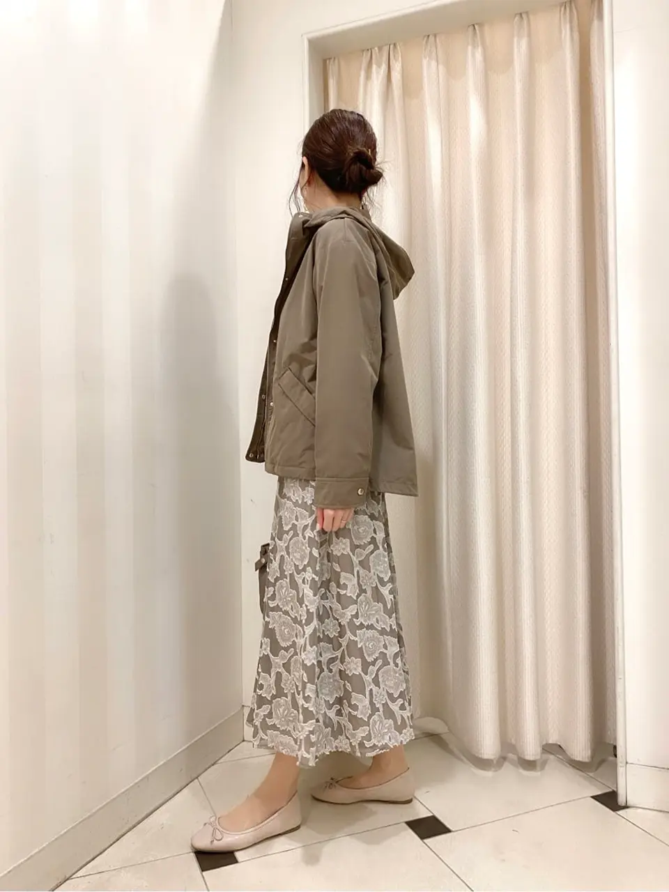 ANY SIS 金井 コーディネート画像