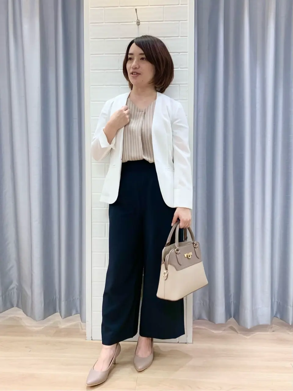 ANY SIS 丸岡 コーディネート画像