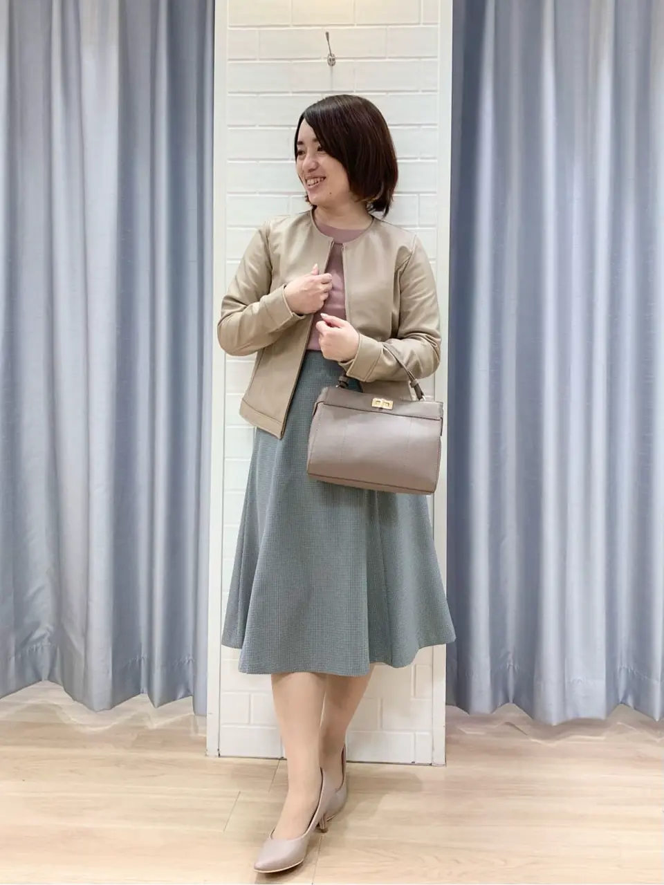 ANY SIS 丸岡 コーディネート画像