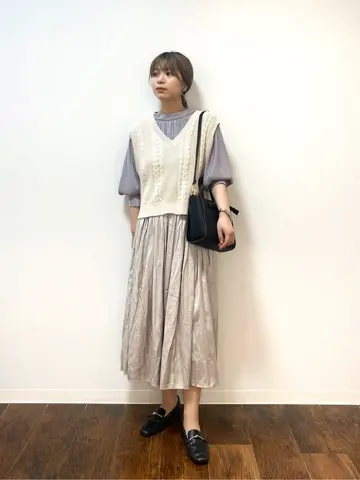 ANY SIS スタッフ コーディネート画像