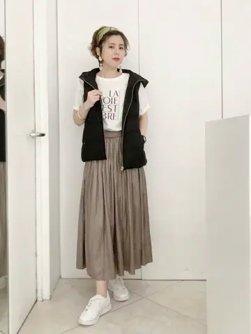 ANY SIS スタッフ コーディネート画像