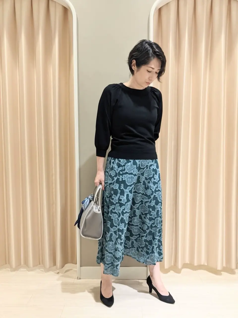 ANY SIS 吉本 コーディネート画像