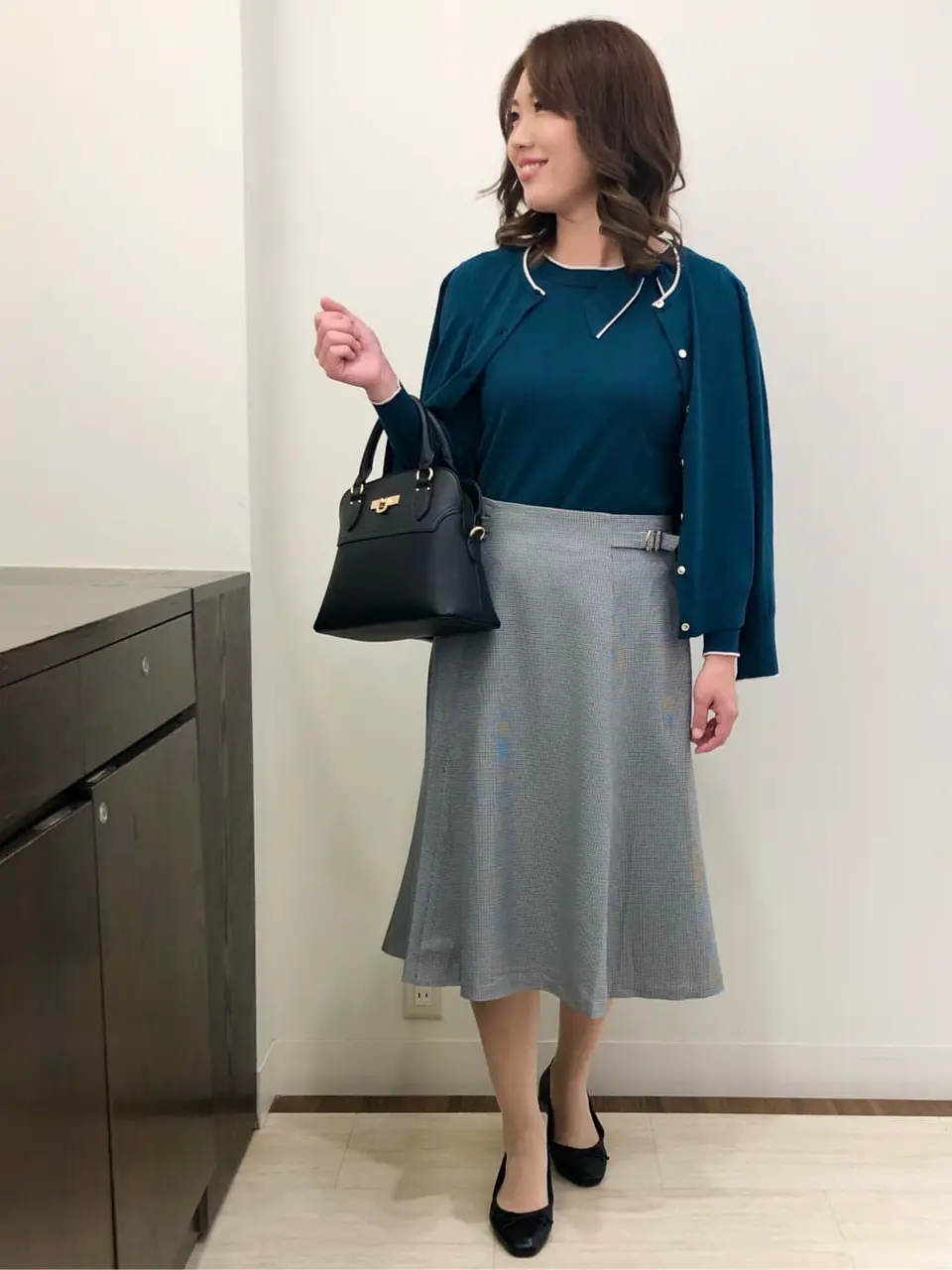 ANY SIS スタッフ コーディネート画像