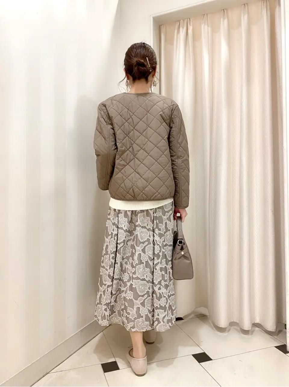 ANY SIS 金井 コーディネート画像