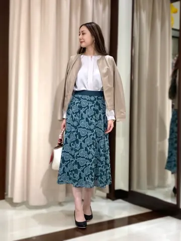 ANY SIS STAFF コーディネート画像