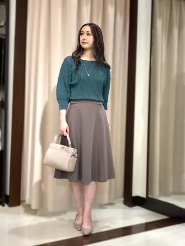 ANY SIS STAFF コーディネート画像