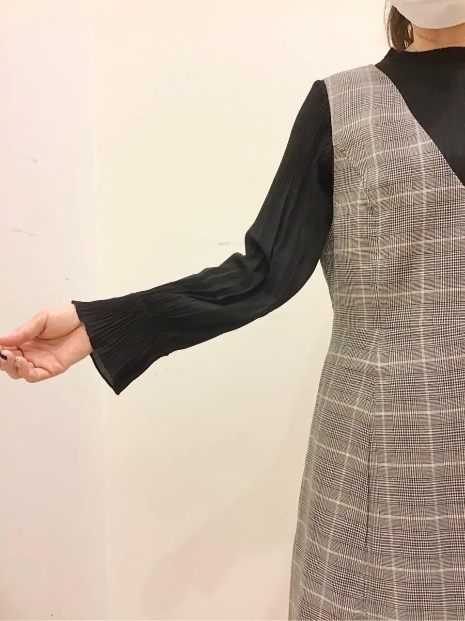 ANY SIS スタッフ コーディネート画像