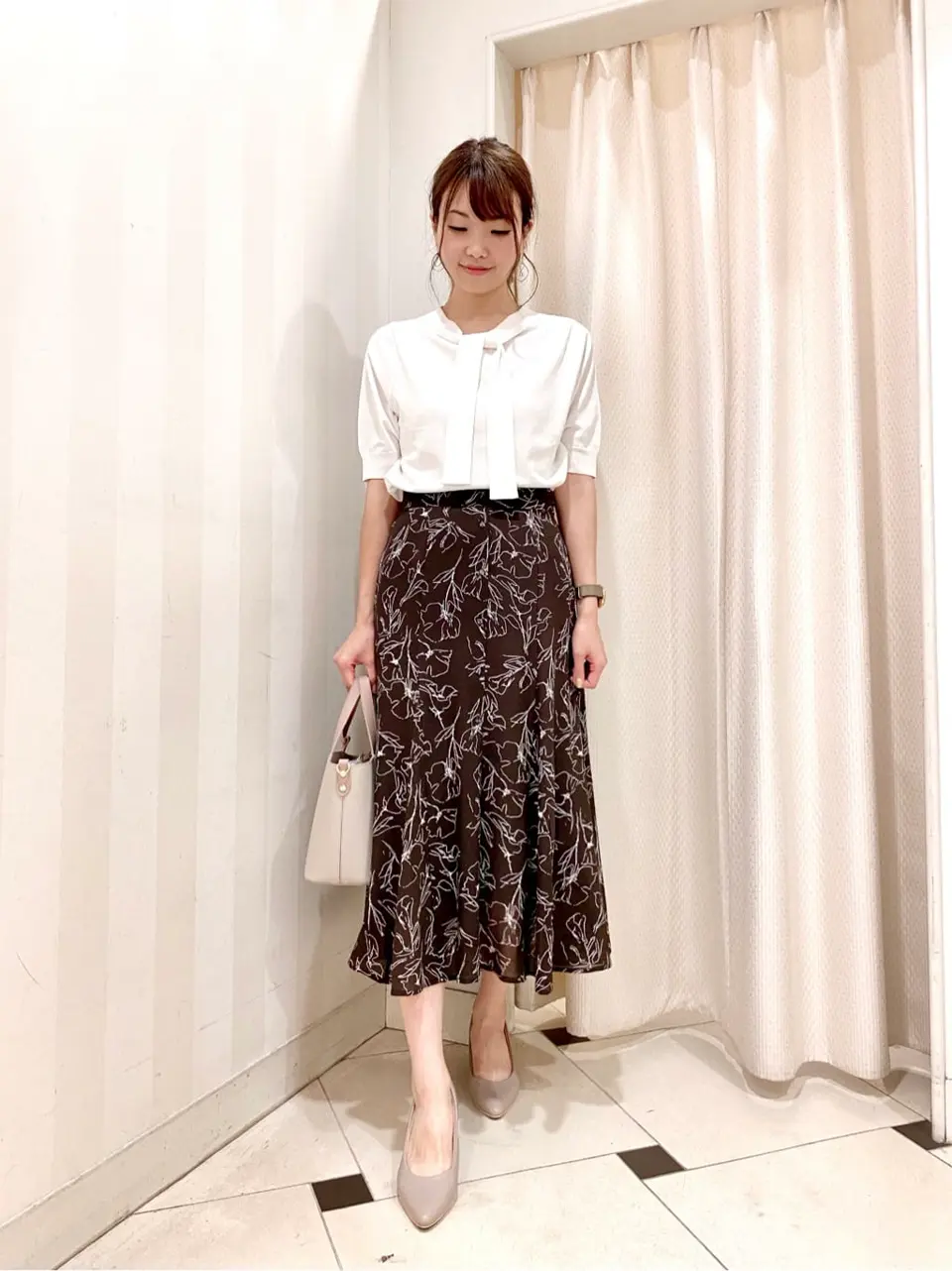 ANY SIS 金井 コーディネート画像