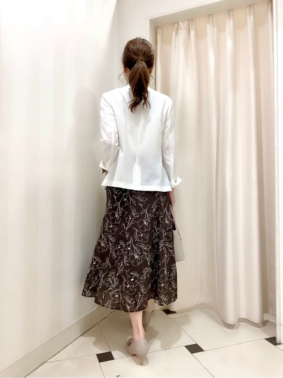 ANY SIS 金井 コーディネート画像