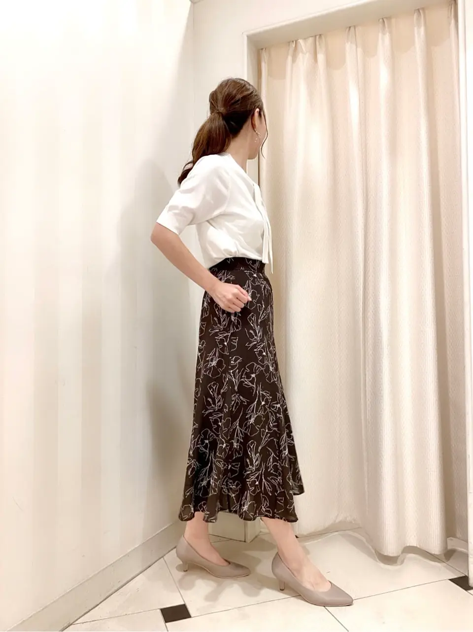 ANY SIS 金井 コーディネート画像