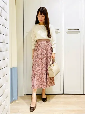 ANY SIS スタッフ コーディネート画像