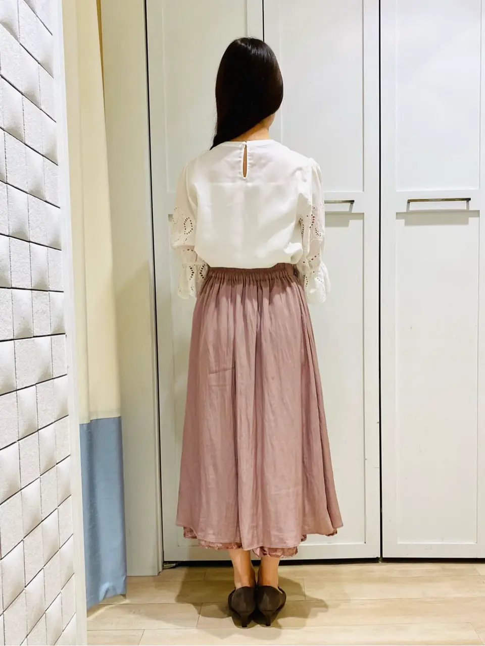 ANY SIS スタッフ コーディネート画像