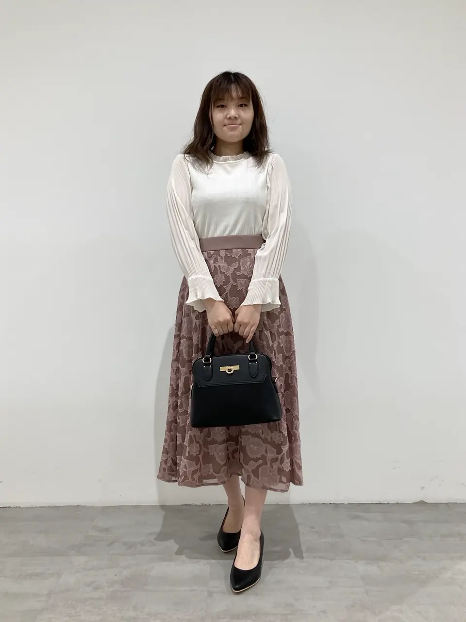 ANY SIS 川根　彩 コーディネート画像