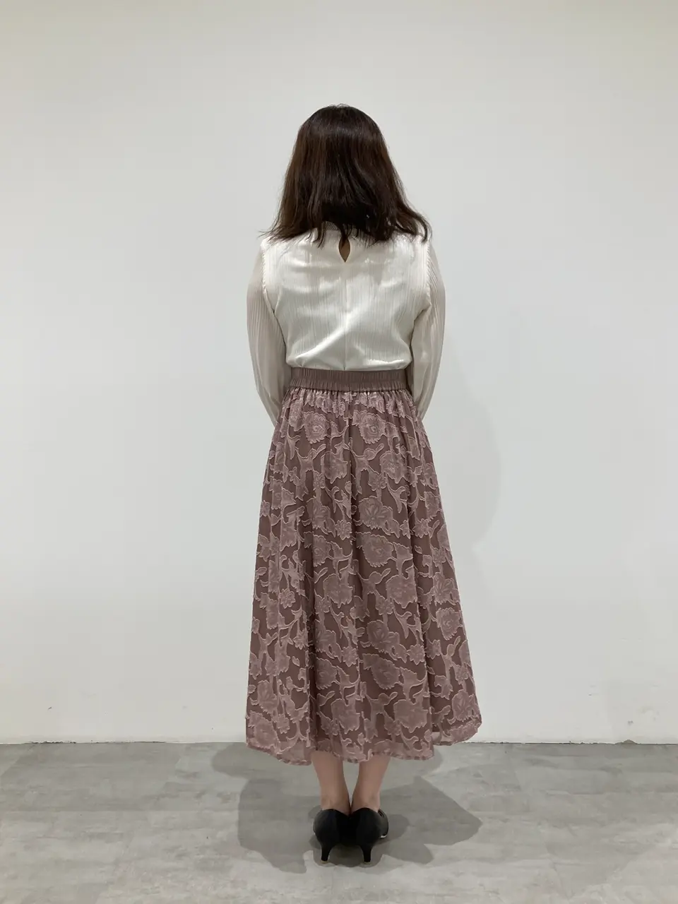 ANY SIS 川根　彩 コーディネート画像