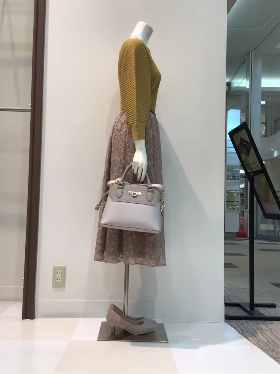 ANY SIS 布川 コーディネート画像