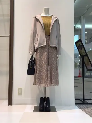 ANY SIS 布川 コーディネート画像