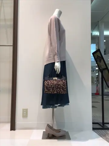 ANY SIS 布川 コーディネート画像