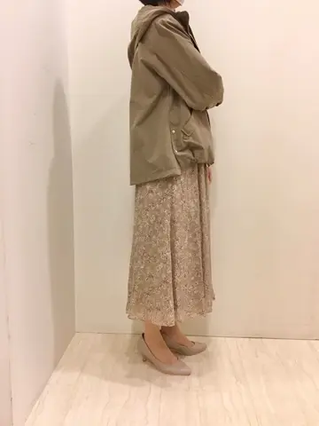 ANY SIS 藤森 コーディネート画像