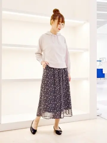 ANY SIS 福本 加奈 コーディネート画像